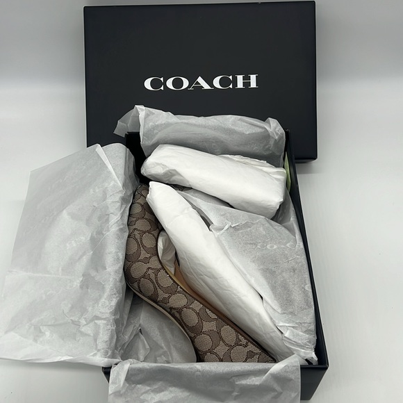Coach Skyler Monogram Jacquard Pumps Oak Maple - Picture 13 of 16